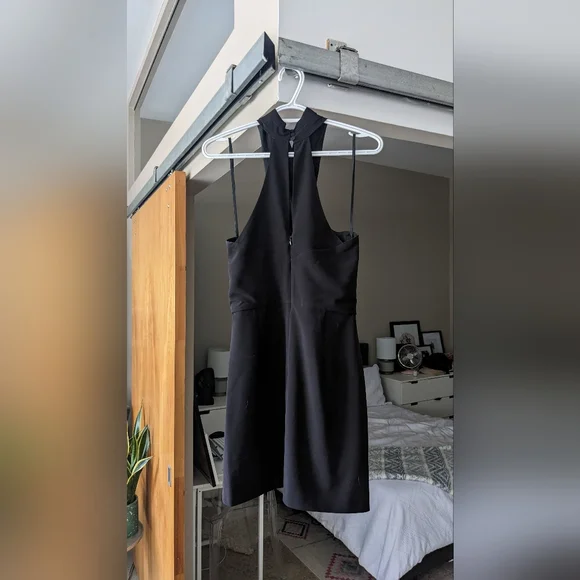 Halston Black Crepe Dress - Sz 6 - Picture 3 of 5